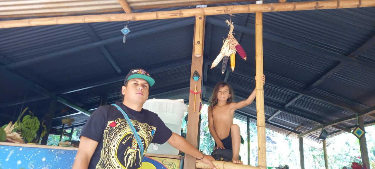 Nancy y Benjamín — guardianes de La Ventana, Palenque, Chiapas